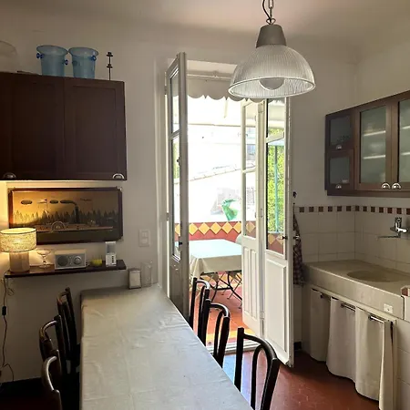 Avec 2 Terrasses Au Coeur Du Village De